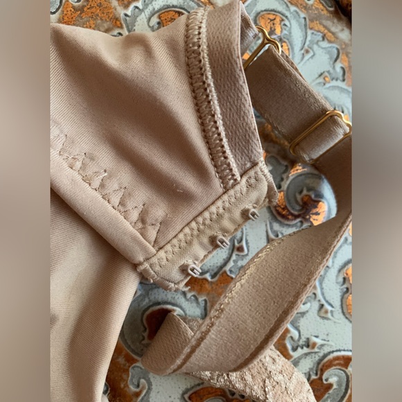 SOMA Embraceable Full Coverage Lace Trim Underwire Bra Size 36D Tan Beige 36 D - Picture 2 of 8